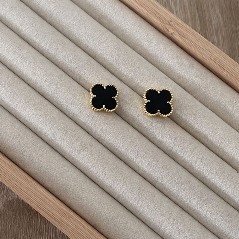 Black Clover Earring